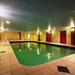 Отель Hôtel Le Voyageur de Québec Канада, Квебек - 1 отзыв об отеле, цены и фото номеров - забронировать отель Hôtel Le Voyageur de Québec онлайн бассейн