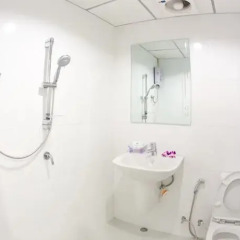 Chaipat Hotel ванная