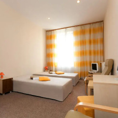 Отель 24 Guesthouse 2* Стандартный номер фото 2