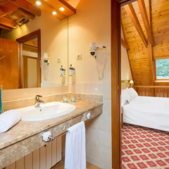 Отель Tryp Vielha Baqueira Улучшенный номер разные типы кроватей фото 5