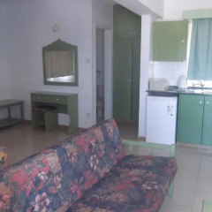 Livas Hotel Apartments Протарас комната для гостей фото 2