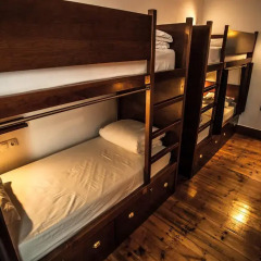 Home Lisbon Hostel детские мероприятия