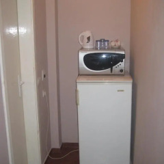 Отель Guest House Juja 2* Стандартный семейный номер с двуспальной кроватью фото 7