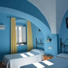 Отель Hostal San Miguel Стандартный номер фото 3