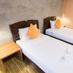 K.L. Boutique Hotel 2* Улучшенный номер с 2 отдельными кроватями фото 6