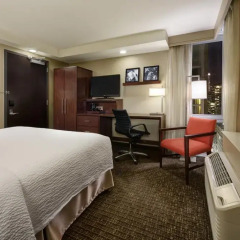 Отель Courtyard New York Manhattan/Times Square West Стандартный номер с различными типами кроватей