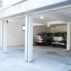 Апартаменты Apartments Ivanović парковка