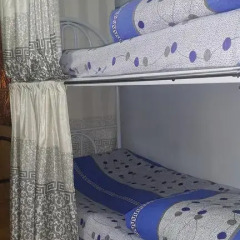 Best Hostel Almaty Кровать в мужском общем номере фото 7