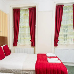 Avonmore Hotel комната для гостей