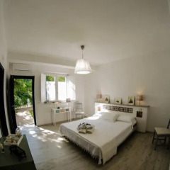 Отель Casa Cerqua Landi Итри комната для гостей