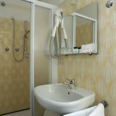 Отель Albergo Basilea 3* Стандартный номер фото 15