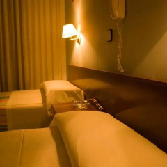 Отель Hostal Pretoria Стандартный номер с различными типами кроватей фото 10