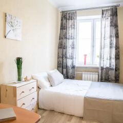 Гостиница Funny Dolphins Apartments Novoslobodskaya в Москве отзывы, цены и фото номеров - забронировать гостиницу Funny Dolphins Apartments Novoslobodskaya онлайн Москва комната для гостей фото 3