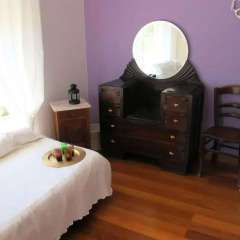 Хостел Ericeira Chill Hill Hostel & Private Rooms Стандартный номер двуспальная кровать (общая ванная комната) фото 17