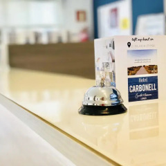 Отель Carbonell Испания, Льянса - отзывы, цены и фото номеров - забронировать отель Carbonell онлайн с домашними животными