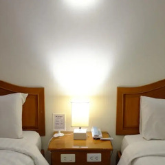 Отель PJ Inn Pattaya 3* Улучшенный номер с 2 отдельными кроватями фото 3