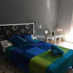 Hostel Friends Barcelona Барселона комната для гостей