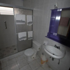 Отель Rainbow Village Гондурас, Луизиана Ceiba - отзывы, цены и фото номеров - забронировать отель Rainbow Village онлайн ванная фото 2