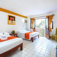 Hotel Hacienda de Vallarta Centro 3* Стандартный семейный номер с двуспальной кроватью фото 3