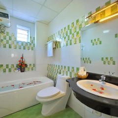 Ideal Hotel Hue 3* Улучшенный номер с различными типами кроватей фото 3