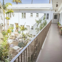 Отель Beverly Terrace США, Беверли Хиллс - 2 отзыва об отеле, цены и фото номеров - забронировать отель Beverly Terrace онлайн балкон