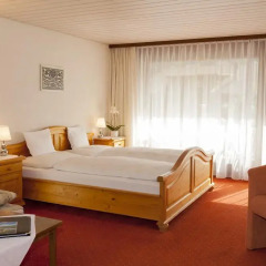 Отель Alpenhotel Residence комната для гостей