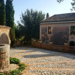 Отель Agriturismo Fonte di Maroglio Кастровиллари