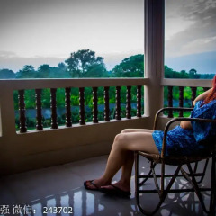 Отель Chitwan Forest Resort Непал, Саураха - отзывы, цены и фото номеров - забронировать отель Chitwan Forest Resort онлайн балкон