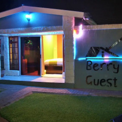 Отель Berry Bliss Guest House 4* Стандартный номер фото 19