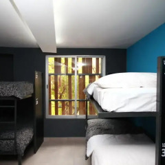 Отель Hostal La Buena Vida 2* Кровать в мужском общем номере