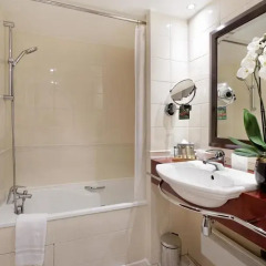 Отель Hôtel Concorde Montparnasse 4* Классический номер с различными типами кроватей фото 10