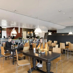 Отель Smarthotel Forus гостиничный бар