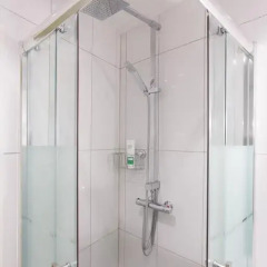 Отель Appartement Petits Champs II ванная фото 2