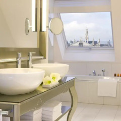 Steigenberger Hotel Herrenhof Wien 4* Улучшенный номер с двуспальной кроватью