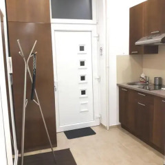 Отель Beige & Brown в номере