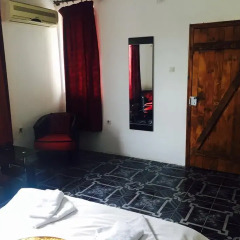 Отель Kolyovite Izvori Hotel Болгария, Генерал-Кантраджиево - отзывы, цены и фото номеров - забронировать отель Kolyovite Izvori Hotel онлайн удобства в номере