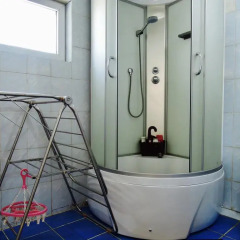 Отель Home Stay in Karakol Кыргызстан, Каракол - отзывы, цены и фото номеров - забронировать отель Home Stay in Karakol онлайн ванная