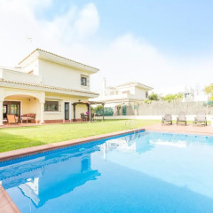 Отель Chalet Loma de Sanctipetri Испания, Кониль-де-ла-Фронтера - отзывы, цены и фото номеров - забронировать отель Chalet Loma de Sanctipetri онлайн бассейн