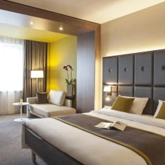 Гостиница Mercure Тюмень Центр 4* Улучшенный люкс с различными типами кроватей