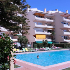 Отель Parque Mourabel, Oasis Village, Pe do Lago Португалия, Пешао - 1 отзыв об отеле, цены и фото номеров - забронировать отель Parque Mourabel, Oasis Village, Pe do Lago онлайн бассейн фото 3