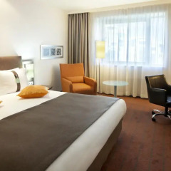 Гостиница Holiday Inn Almaty 4* Улучшенный номер с различными типами кроватей