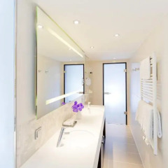 Отель Pullman Munich 4* Улучшенный люкс с различными типами кроватей фото 9