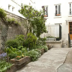 Отель Les Toits de Montmartre фото 3
