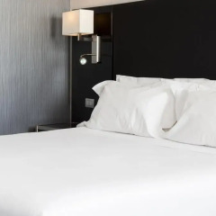AC Hotel Milano by Marriott 4* Стандартный номер с двуспальной кроватью