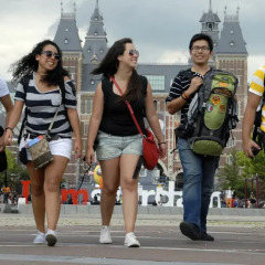 Отель Stayokay Amsterdam Vondelpark - Hostel Нидерланды, Амстердам - отзывы, цены и фото номеров - забронировать отель Stayokay Amsterdam Vondelpark - Hostel онлайн спортивное сооружение