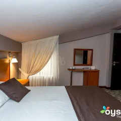 Гостиница Радужный 2* Стандартный номер с двуспальной кроватью фото 32