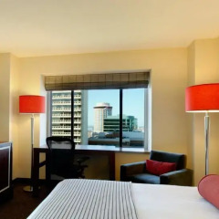 Отель Hyatt Regency St. Louis at The Arch 4* Стандартный номер с различными типами кроватей фото 5