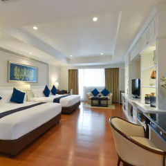 Отель Centre Point Silom 4* Номер Делюкс