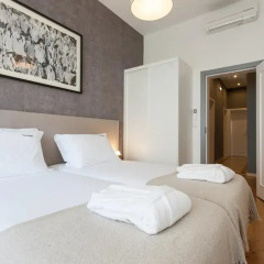 Отель Feels Like Home Rossio Prime Suites 4* Стандартный номер с 2 отдельными кроватями (общая ванная комната) фото 4
