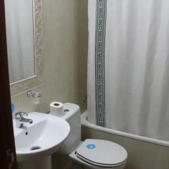 Отель Hostal Jerez Стандартный номер с различными типами кроватей фото 10